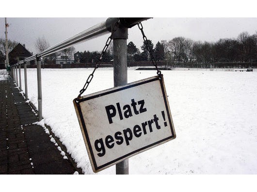 Ab sofort Sportheim geschlossen und Plätze gesperrt ! Winterpause !